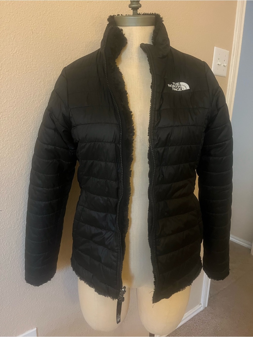The North Face Women's Reversible Jacket- Black Quilted Puffer/ Faux-Sherpa